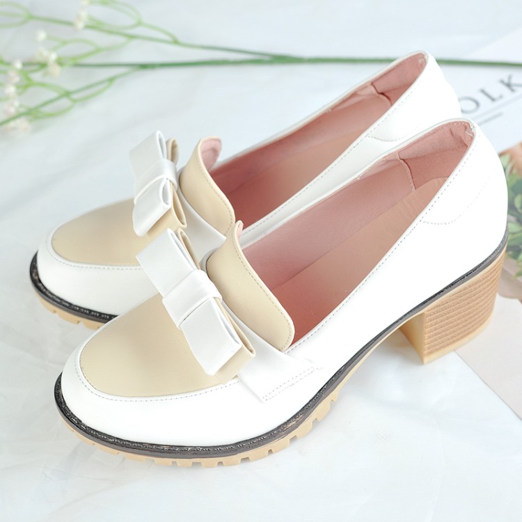 Japanese Style Women's Flat Shoes with Bow and Chunky Mid Heel - Image 4